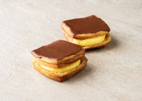 Vierkantje gele crème chocolade